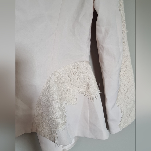 Elegant feminine vero moda blazer lace details - Picture 5 of 8